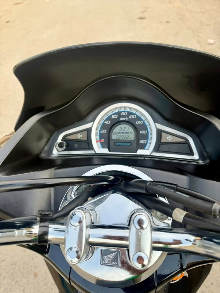 PCX125 • جيل ثاني • اسود نفطي