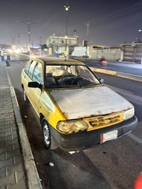 مديل ٢٠١١ • بدون راعي • ورق
