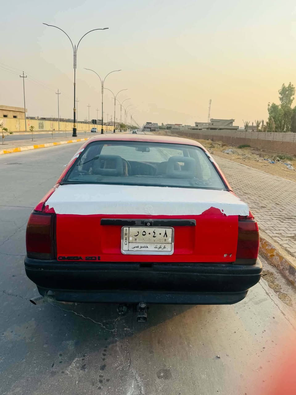 اوبل اوميكا  موديل 88 للبيع شرط التحويل. كير . محرك شرط  السعر 13. وبيها مجال ***********. العنوان كركوك
