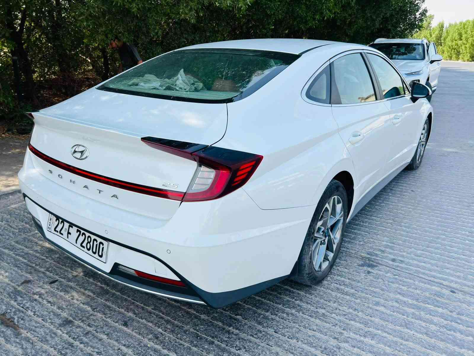 سلام عليكم اخوان عندي سوناتا 2020 رقم شمالي تحويل او وكالة . خليجي السيارة . محرك 2500 دوش . ماشيه 117 الف كيلو متر . محرك وكير بلادي شرط بدون فتح . مواصفات داخل قرميدي تبريد قطعتين 5 ويل كب كروم حساس خلفي لدات امامي وخلفي مري شفط وباقي مواصفات الخليجي المعروفه جاهزة من كلشي ونظيفه استخدام شخصي . موضح بالفيديو كل التفاصيل بيها بابين صبغ ورصعات حالوب خفيفه كلش . مكان السيارة النجف الاشرف . سعرها 150 وبيها مجال جدا بسيط للطيبين للاستفسار ***********

