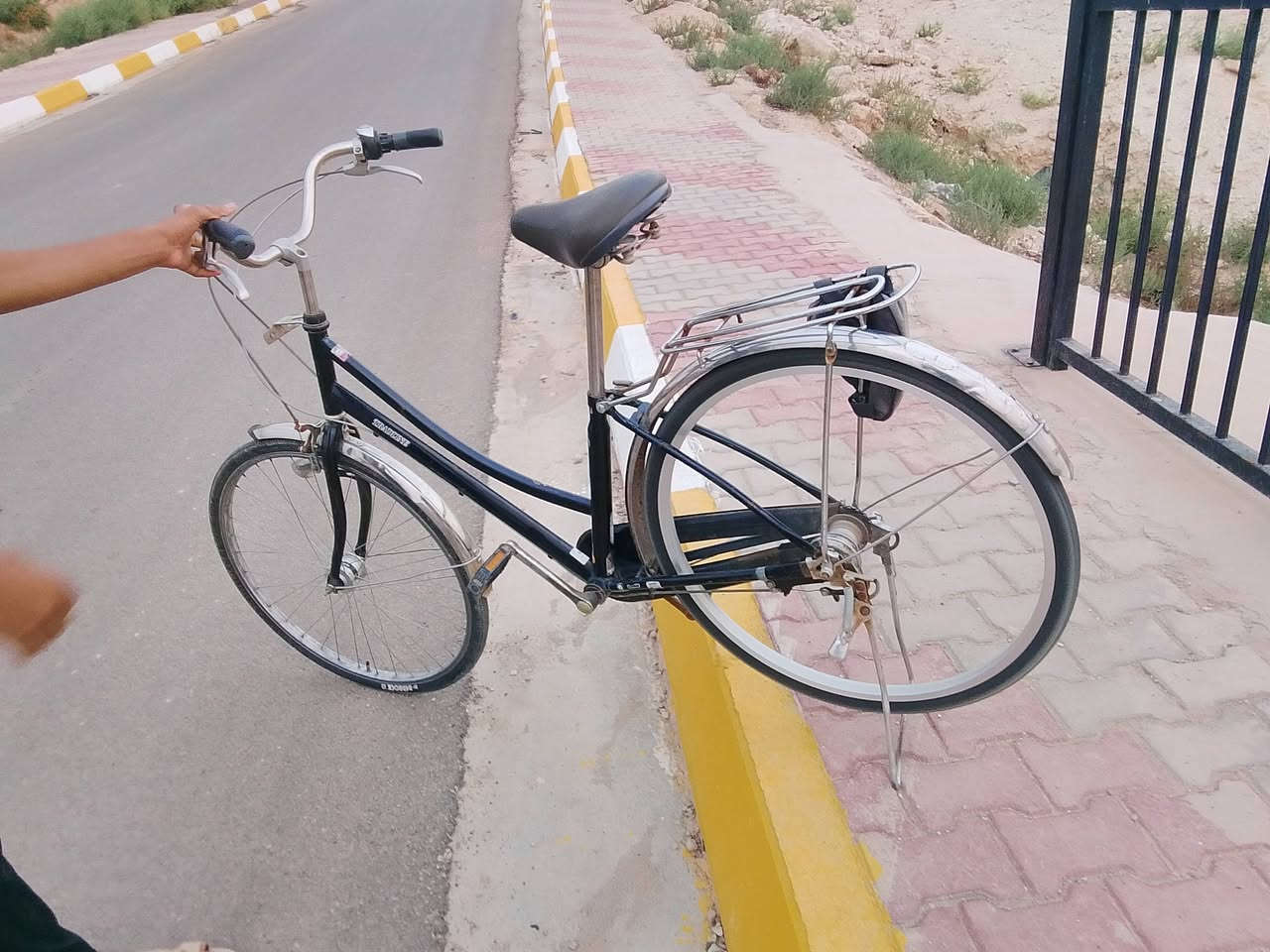 باسكل • وضع شركة • بدلات تواير