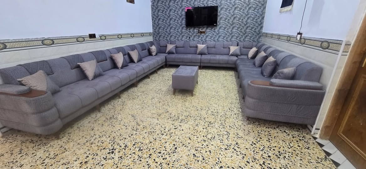 سلام عليكم
ديوان كورنر ال١٠ مقاعد طول ٧متر موديلات مختلفه بأحدث تصميم مودرن. شغل معلمنه بغداد
تفصال خشب بلوك اسود الثقيل سمك ١٦ ملم جسور القواطع جام روسي مساطر سفنج مضغوط مميز أول مع طبقه اكسترا طبي بولستر اقمشه تركيه جوده عاليه.. كتان خاولي وتر بروف بوهيمي..اتصال *********** متوفر واتساب
