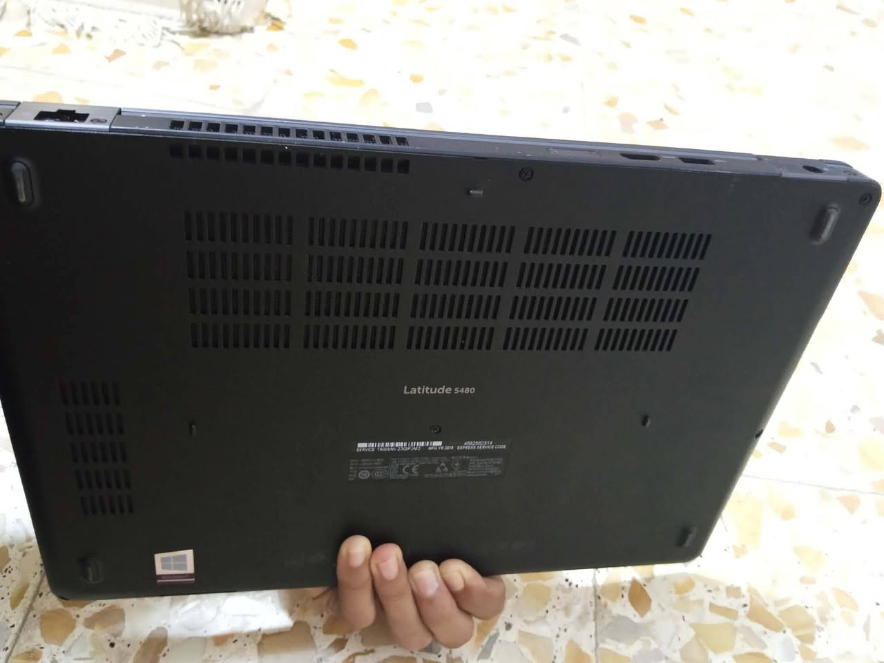 دل 14 • i5-6300U • SSD ٢٥٦ جيجا