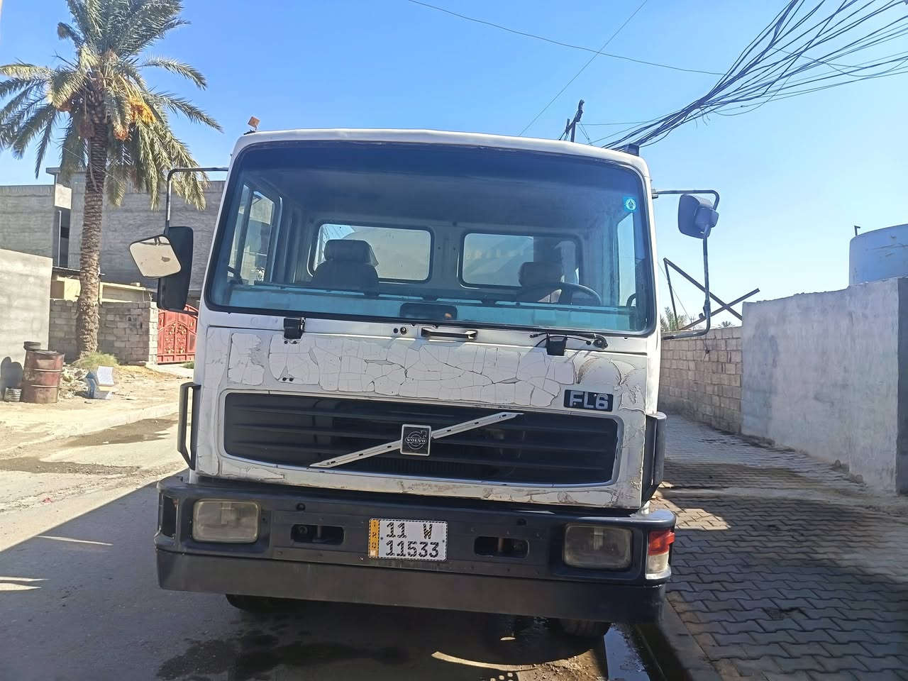 تنكر ماء • فولفو باسمي • جديد ونضيف