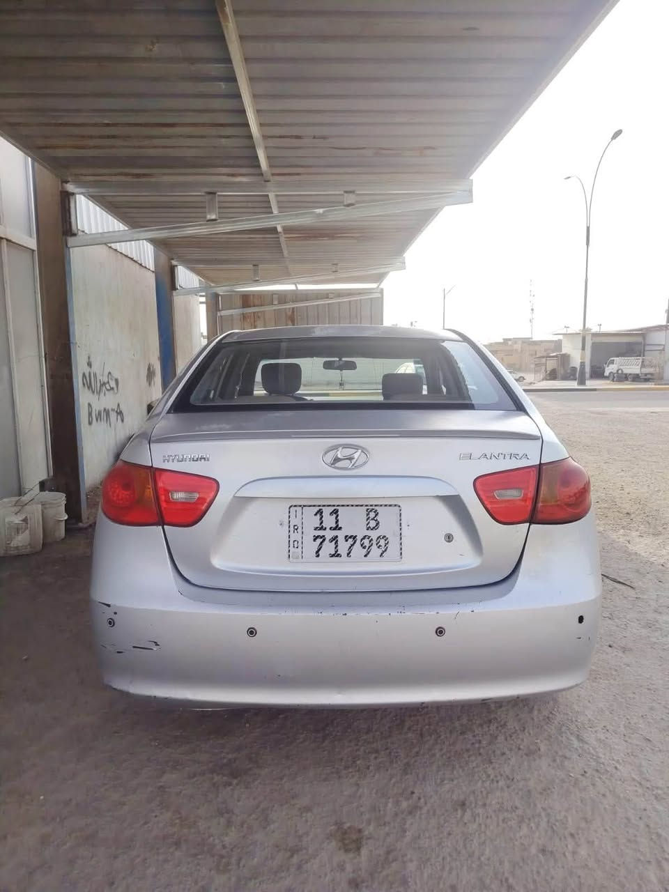 السلام عليكم النترا 2009 خليجي رقم بغداد تحويل مباشر صدر وتخم تاير وتبريد كله جديد 
والسياره سونارها وياها بتاريخ اليوم شوف بعينك 
السعر 88$
مكان السياره بغداد خان ضاري 
***********
