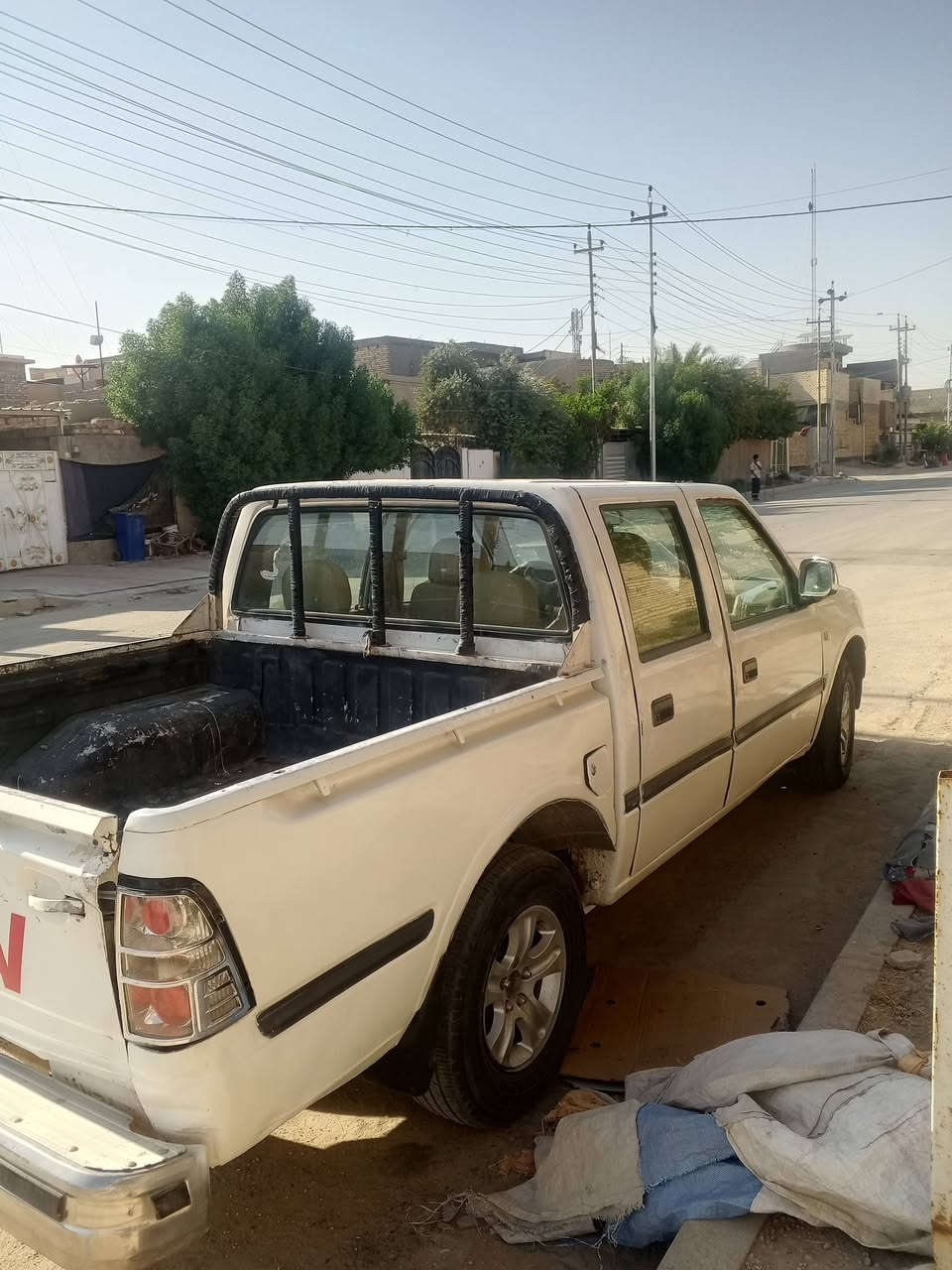 كنو صيني سياره حلوه ونظيفه كهربائيات كله شغاله نكره سلف تخم تايرات شاصي مكفول رقم بابل مداور شوكت ماتريد مسجل شغال *********** موديل 2005 السعر 32 وبيه مجال لطيبين مكان السياره كربلاء طويريج ام الهوى قرب سيطرة ام الهوى

