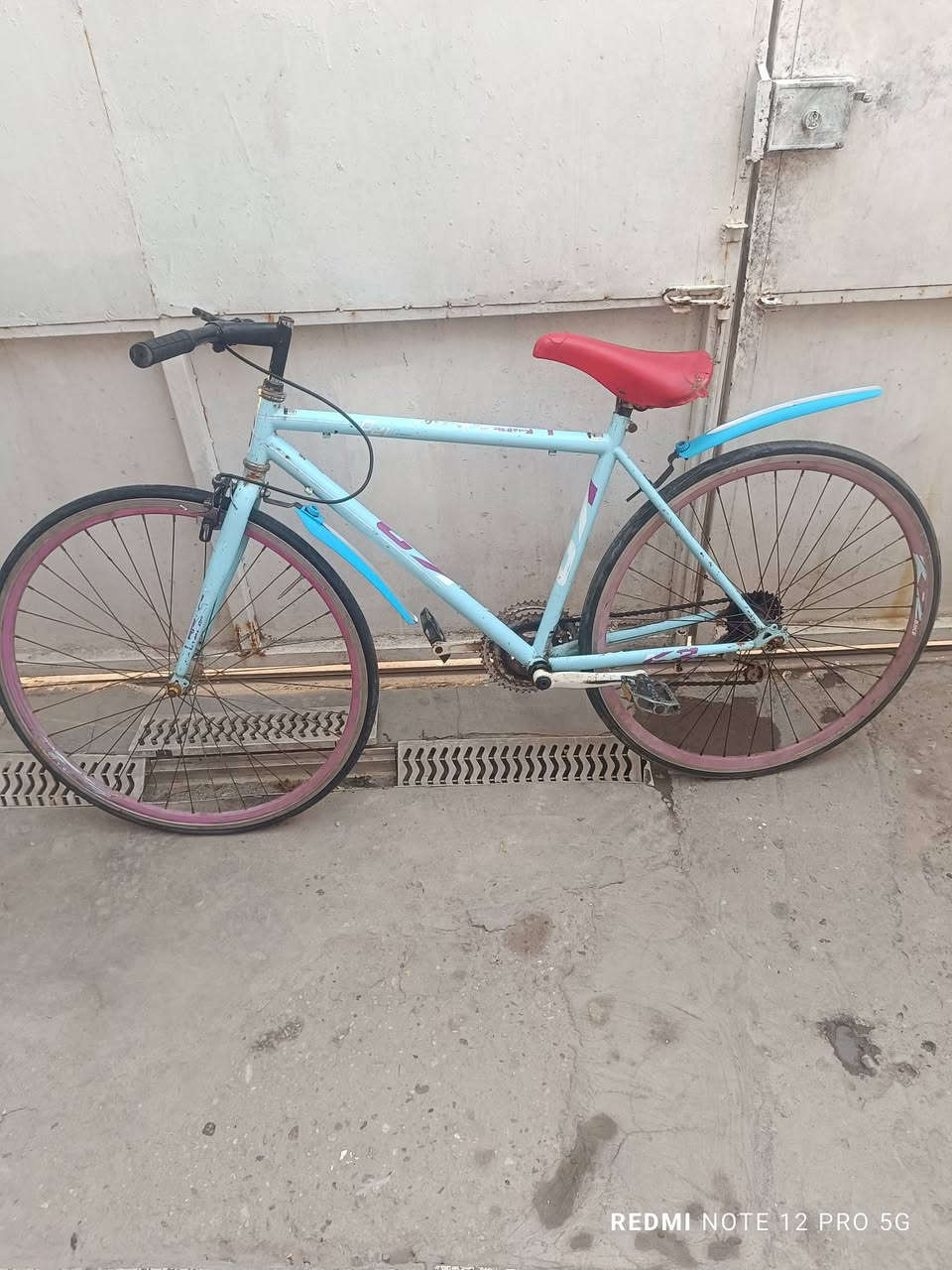 بايسلك c700 نضيف باله مكان الحسينيه سعر 40 وقابل للتفاوض التواصل ***********
