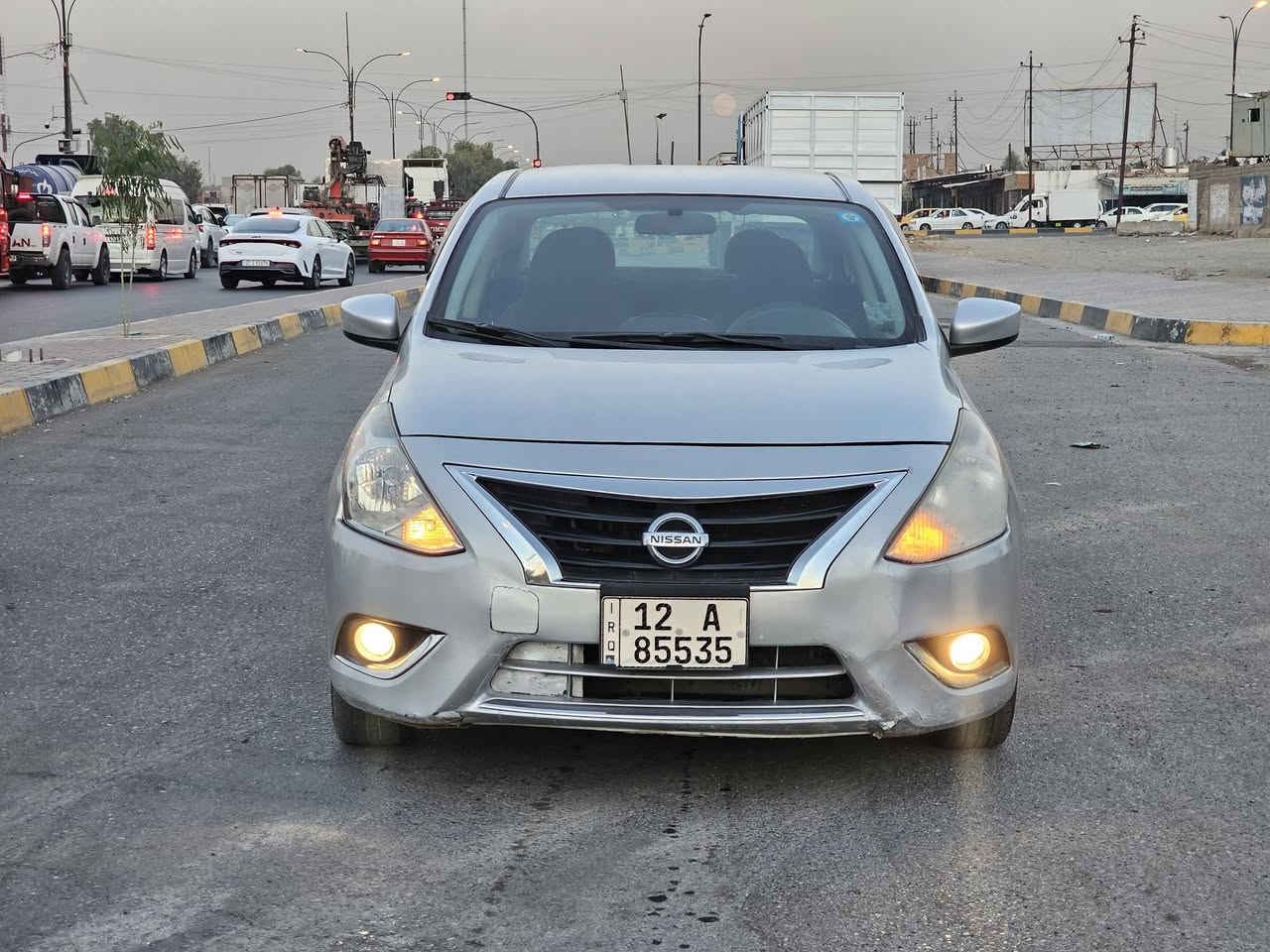 للبيع 
سعر 88 
نيسان فيرسا موديل 2018 وارد امريكي  موصفات SV
محرك وكير شرط 
تبريد ثلج 
شاشه وكامره 
تحكمات ستيرن 
جامات كهرب 
كير اوتوماتيك 
رقم نينوى الجديد شرط التحويل 
🚫بدون صبغ وبدون دعم بيها ملاحضات بارد فقط 🚫
السياره جاهزه 
العنوان موصل الايسر 
للإستفسار الاتصال 
***********
***********
