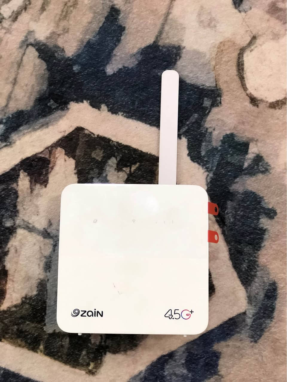راوتر زين 4.5G+ نظيف – استخدام شهرين فقط

الوصف:

 راوتر Zain 4.5G+ للبيع
🔹 استخدام شخصي لمدة شهرين فقط
🔹 حالة الجهاز ممتازة ونظيف
🔹 يعمل بصورة طبيعية وبدون مشاكل
🔹 يدعم شبكة Zain 4G / 4.5G+
‏🔹 Wi-Fi
🔹 مناسب للاستخدام المنزلي
🔹 الجهاز مع الهوائي

 السعر: 65,000 دينار

‏📶 TP-Link

 راوتر TP-Link Wi-Fi – نظيف وشغال

الوصف:

 راوتر TP-Link للبيع
🔹 3 هوائيات خارجية
‏🔹 Wi-Fi 2.4GHz
🔹 يدعم سرعات تصل إلى 450Mbps حسب الموديل
🔹 4 منافذ LAN + منفذ WAN
🔹 الجهاز نظيف ويعمل بصورة طبيعية
🔹 مناسب للبيت أو كـ Access Point

 السعر: 20,000 دينار 

📍 الموقع: العمارة - الجمعيات - حجي حسن الاولى ( المسيجة)
للتواصل خاص او واتساب
*********** عمارة, ميسان
