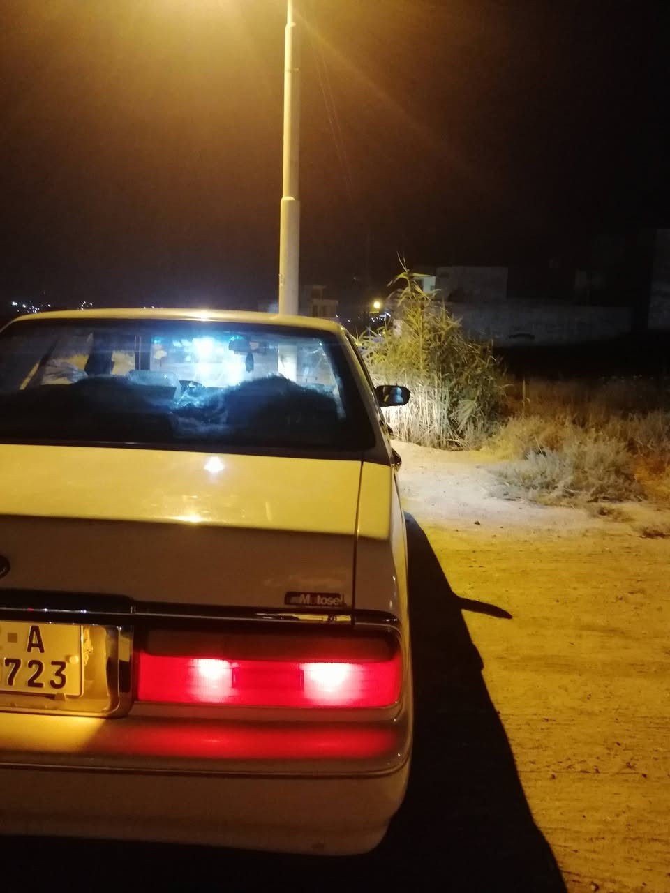 نیسان سدریک بۆ فرۆشتن 2001 بۆیاغ عام لەسەر ساغی چەمەلەغی دواوە لێدراوێکی بەسیتی هەیەو ماباقی هیچی نییە ڕەقەم هەولێر تا 2031 تازەیە تەحویل اصل بڕۆ با بەغداد گێڕو مەکینەی بەشەرت مەکینەی نەکراوەتەوە تەبریت لەسەر سویچ چوار تایەو ویلی تازەی لەژێرە سعری 52 گەڵاو مەعمەلە لە سلێمانیم ***********
