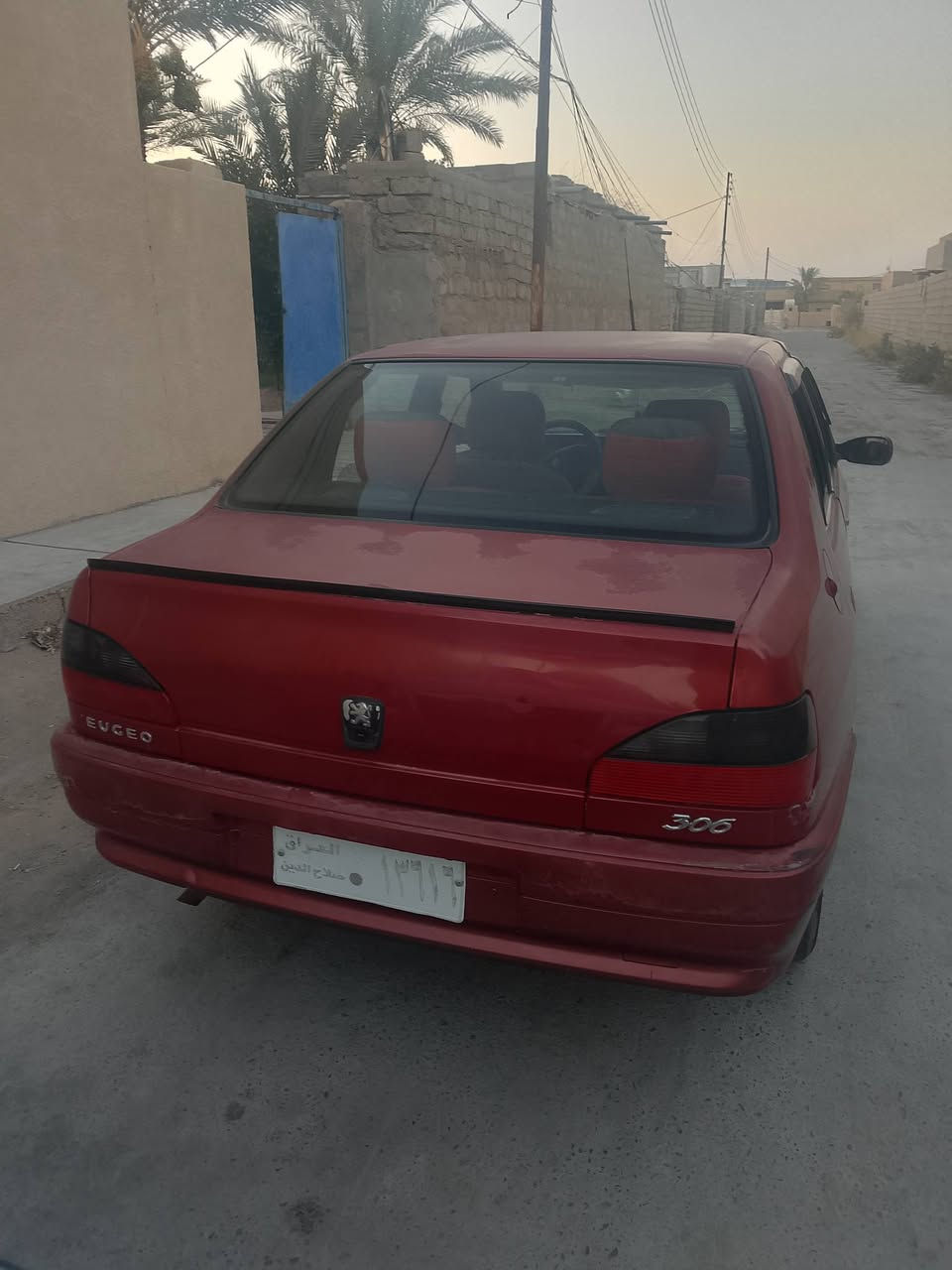 السلام عليكم للبيع او مراوس
بيجو 2002
كير ومحرك شرط 
صدر امامي خلفي جديد 
تخم تاير 
منضومه تبريد كلهه جديده 
تبريد ثلج 
كهربائيات كلهه شغاله 
سياره حيل نضيفه 
وبدون نقص 
شرط الوكاله 
السعر25وبيهه مجال 
مكان السياره عوينات 
***********

