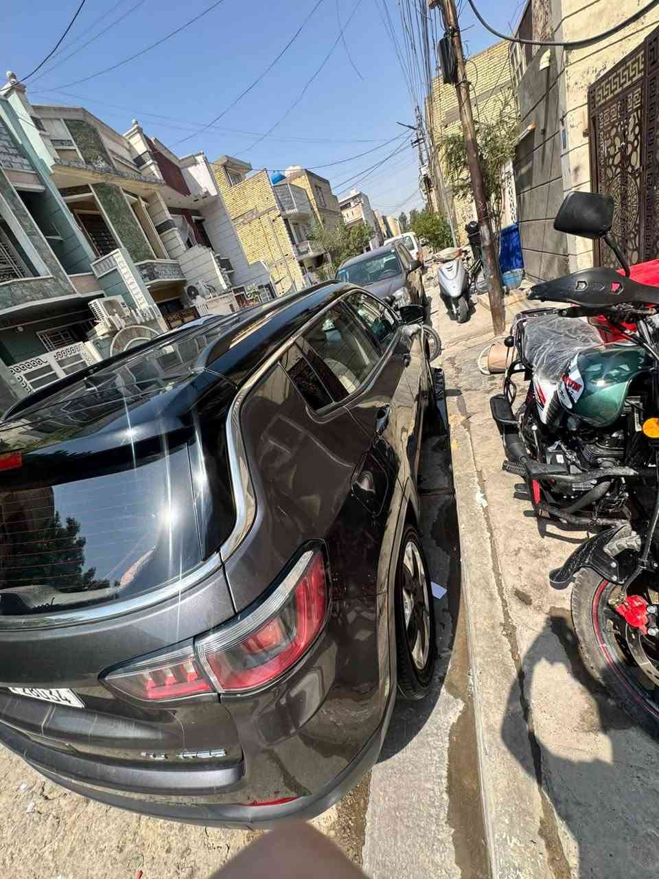 السلام عليكم شباب جيب كومباس موديل 18 محرك 2400
سيارة بيها 3 قطع تبديل وقطعتين صبغ بدون معجون اثر شخوط سونار واضح كلشي محرك بي بداية كازكيت مي كل اسبوع نص كلاص لاتنقيص لاتبخير لا صوت خرسة سيارة كهربائيات كلها شغاله بيها البنيد جارد تدفئة تبريد والتبريد بي شويه ضعف بالكمبريسر بس شغال بيها سستم سماعات عدد 8 رحمه للوالديه لحد يكلي شبيها مابيها هاي كدامكم ضربة والسونار ومستعجل ع بيعتها كلش ومو سعرها هذا وسيارة ضربتها بدون دواخل السعر 85 وبيها مجال بسيط والشراي يشلع عيني السيارة ماشية 100 الف
موقع بغداد الشعب  
***********
