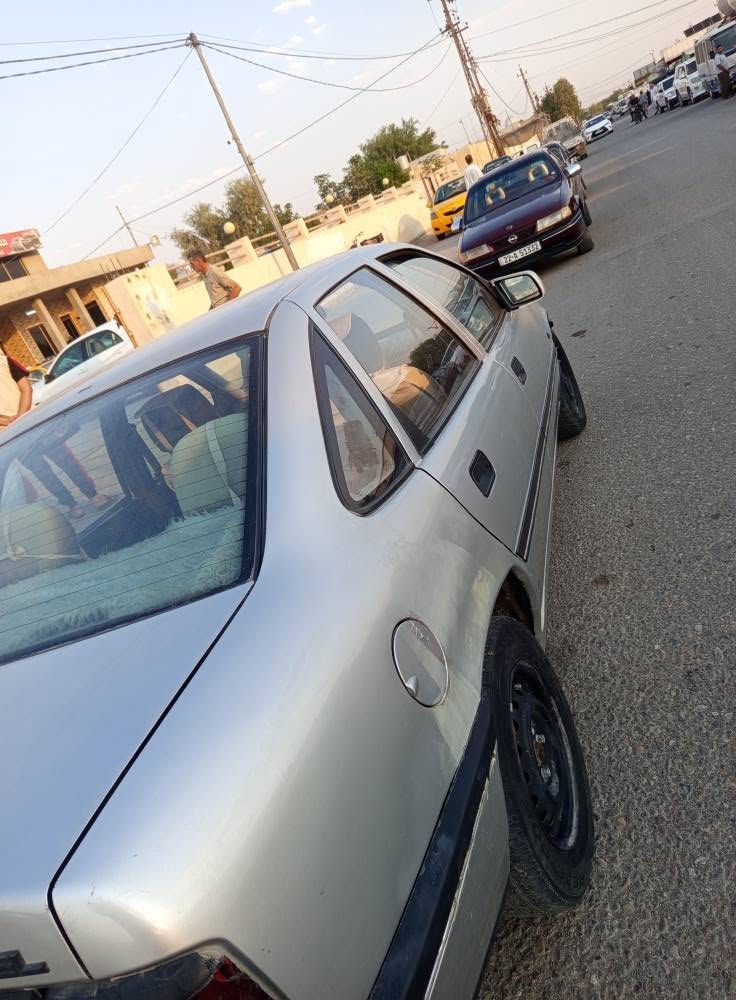 أوبل فكتر موديل 90 محرك 20كير عادي محرك كير بل شرط سيار بدون ضربة بل شرط صبغ جماليه فقط سنوي جديد هزه جديد دفتر بازين بي بدون خياس شرط سيار مال بيت بدون مصرف دينار واحد سعر 37 بي مجال قليل ماكاني طوز *********** كركوك, العراق

