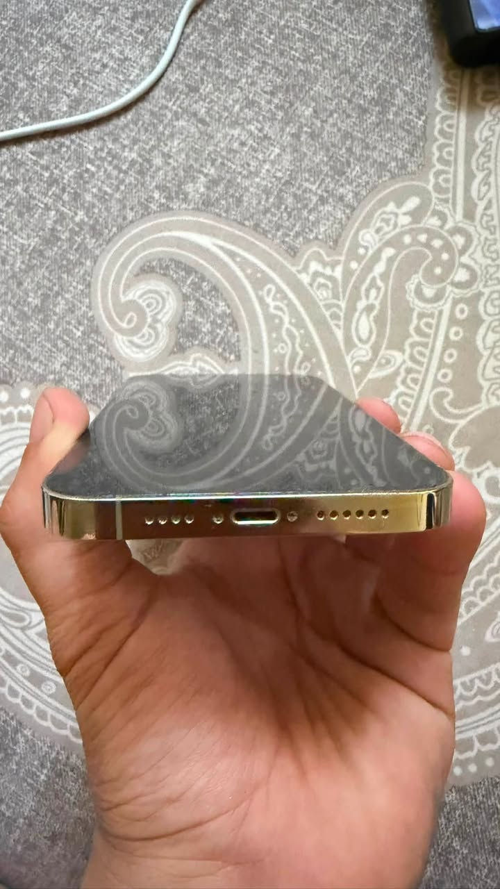 سلام عليكم مستعجل على بيعه
ايفون 14 برو ماكس ذاكره 128 بطاريه مالته 83 

ممبدل اي شي منه تضافه مالته 100‎%‎

شخط مابي لا بلشاشه ولا بلجهاز لون ذهبي العنوان 

بغداد الغزاليه سعر قيمه واخذ بما يرضي الله 

***********
