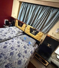 غرفة تركية للبيع رايدها ب٤٠٠ وبيها مجال مع كافه ملحقاتها للاستفسار 077...
