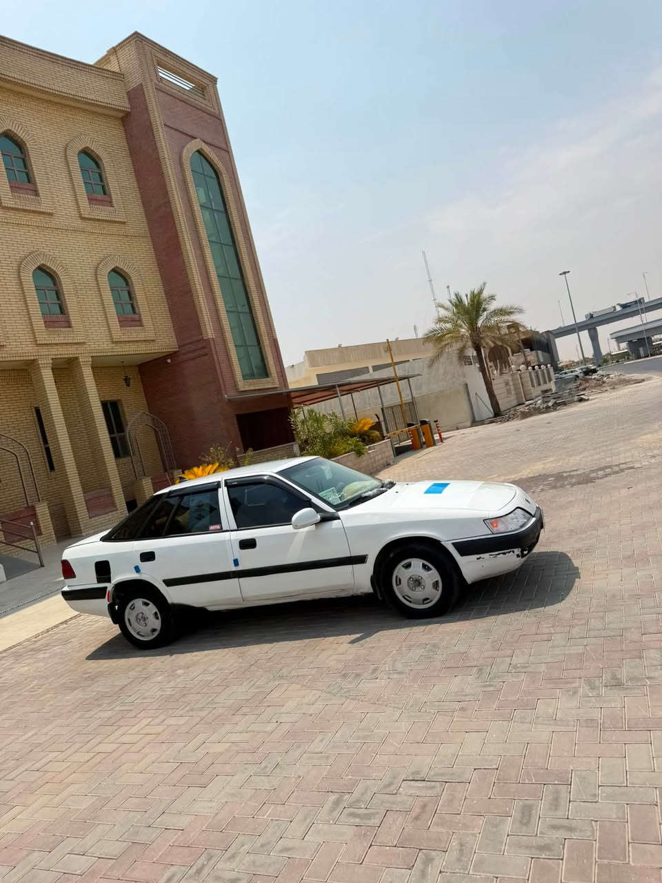 السلام عليكم للبيع #دايوواسبرووموديل94صلاح الدين من شروع وطني تحويل مباشر محرك1600أسود كير ومحرك شرط صدر جديد داخل جديد تايرات 4جدد مسجل شغال سماعات4تبريد منضومه كامله نقص كمبريسر كهربائيات شغاله منضومه بانزين جديده نوزلات +بلكات بدون ضربه مصبوغه حزام جماليه فقط #السعر27وبيهامجال ويرهم مراوس حسب القناعه المكان صلاح الدين تكريت 
للأستفسار ***********
