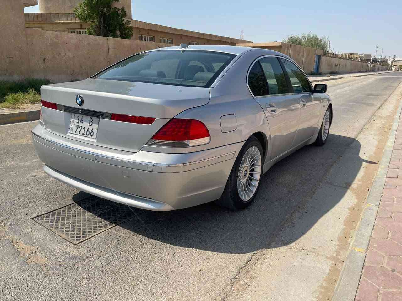 سياره بي ام دبليو باخره 745 موديل 2002 اصل وارد ياباني بياها صبغ حزام جماليه كير مكينه كفاله سياره جاهزه رقم بصره بسمي تحويل مباشر ستوني محول وهزه جديده سعر 110مكاني واسط كوت بيع او مراوس *********** /***********
