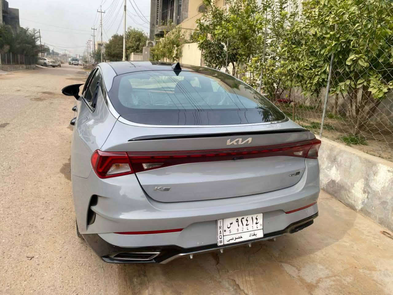 السلام عليكم K5 gt line موديل 22 وارد امريكي حادثه بنيد بيه بدايه الشاصي الأيمن تعديل بسيط وطخه بالبيبان ومصبوغات بدون تبديل ليبل واحد سوناره مرافق بالمنشور
كير مكينه حداديه تبريد بدون نقص 
رقم بغداد معوقين باقيله 9 اشهر وتصير حره وكاله عامه مطلقه ام الباركود عندي
مكاني حله / مركز المدينه الشراي يتصل 
*********** حلة, بابل

