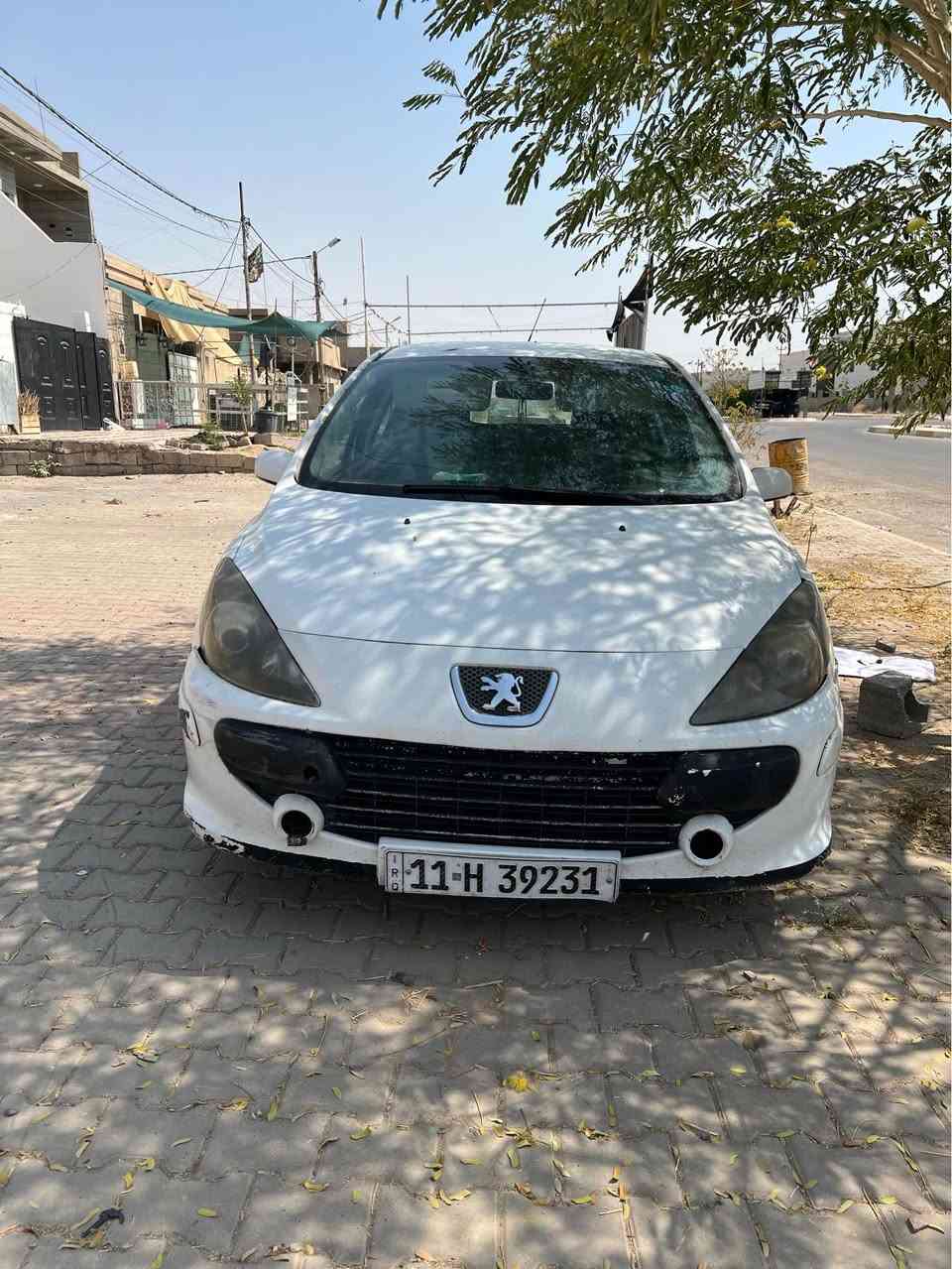 بيجو 307 موديل 2006 
باسمي السيارة سنويه ل2029
رقم بغداد مشروع وطني 
كير ومحرك بشرط 
تبريد ثلج 
بيه كوبون بنزين 
السعر 43 وبیه مجال بسيط
عنوان كركوك 
للاستفسار اتصال ع رقم 
*********** كركوك, العراق
