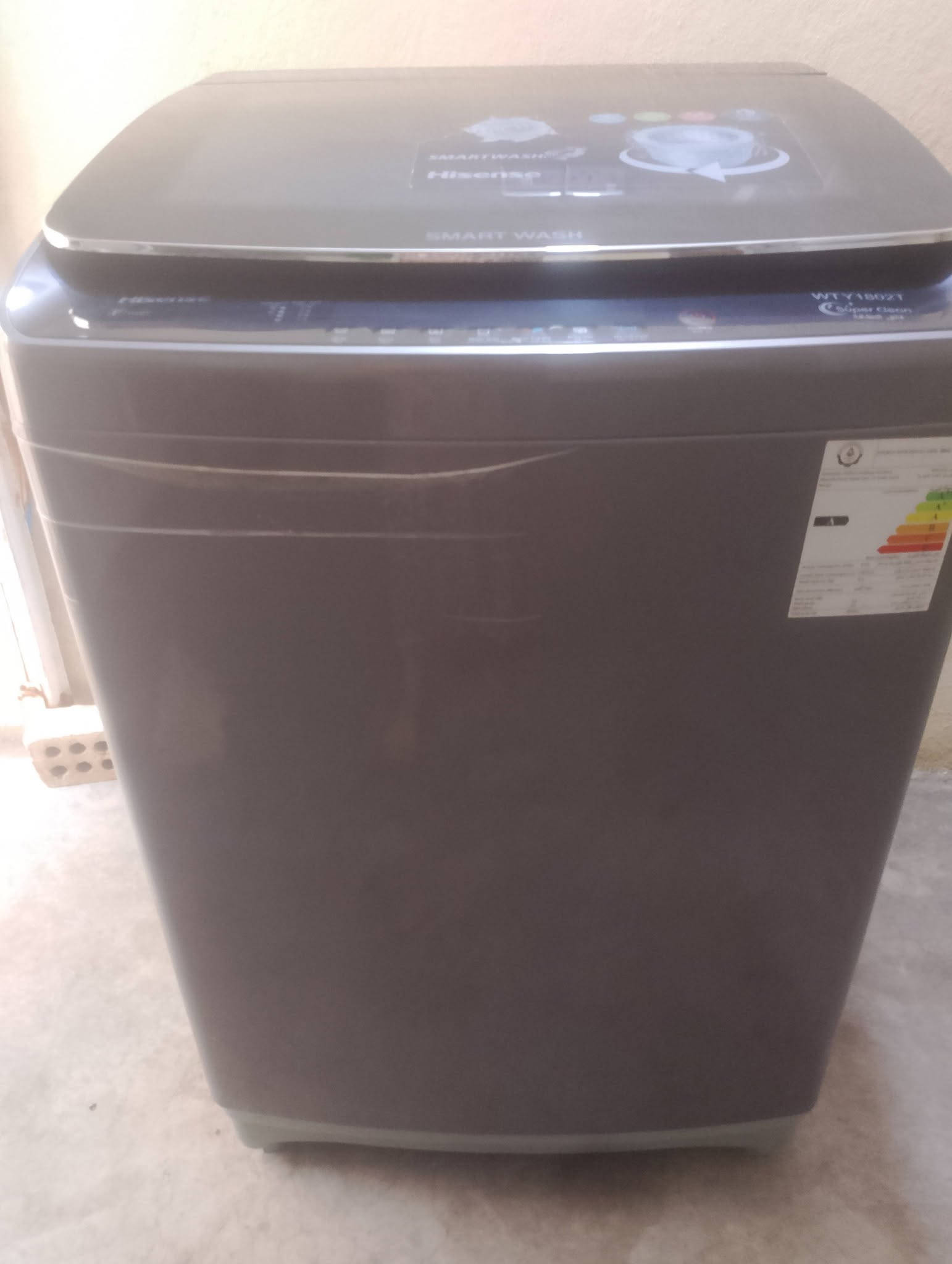 غسالة هاسينس نظيفة جدا اخت الجديدة الحجم الكبير 18كيلو تغسل بطانية نفرين السعر 400
