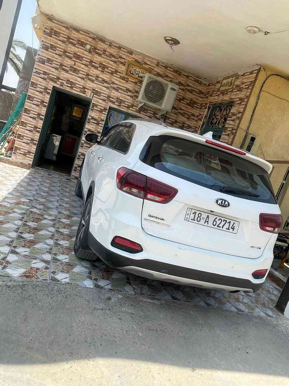 السلام عليكم
سورنتو ١٧ امريكي
داخل بيجي جديدة رقم بابل انكليزي
جاهزة حادثها مرفق بلمنشور
بيها اربع قطع جاملغ وبنيد وجاملغ خلفي وباب خلفي مكينة ٦ سلندر ٧ راكب ٣ قطع تبريد مواصفات EX
جاهزة مكاني بابل المسيب *********** ابو علي معروضة ١٧٣
وبيها مجال
