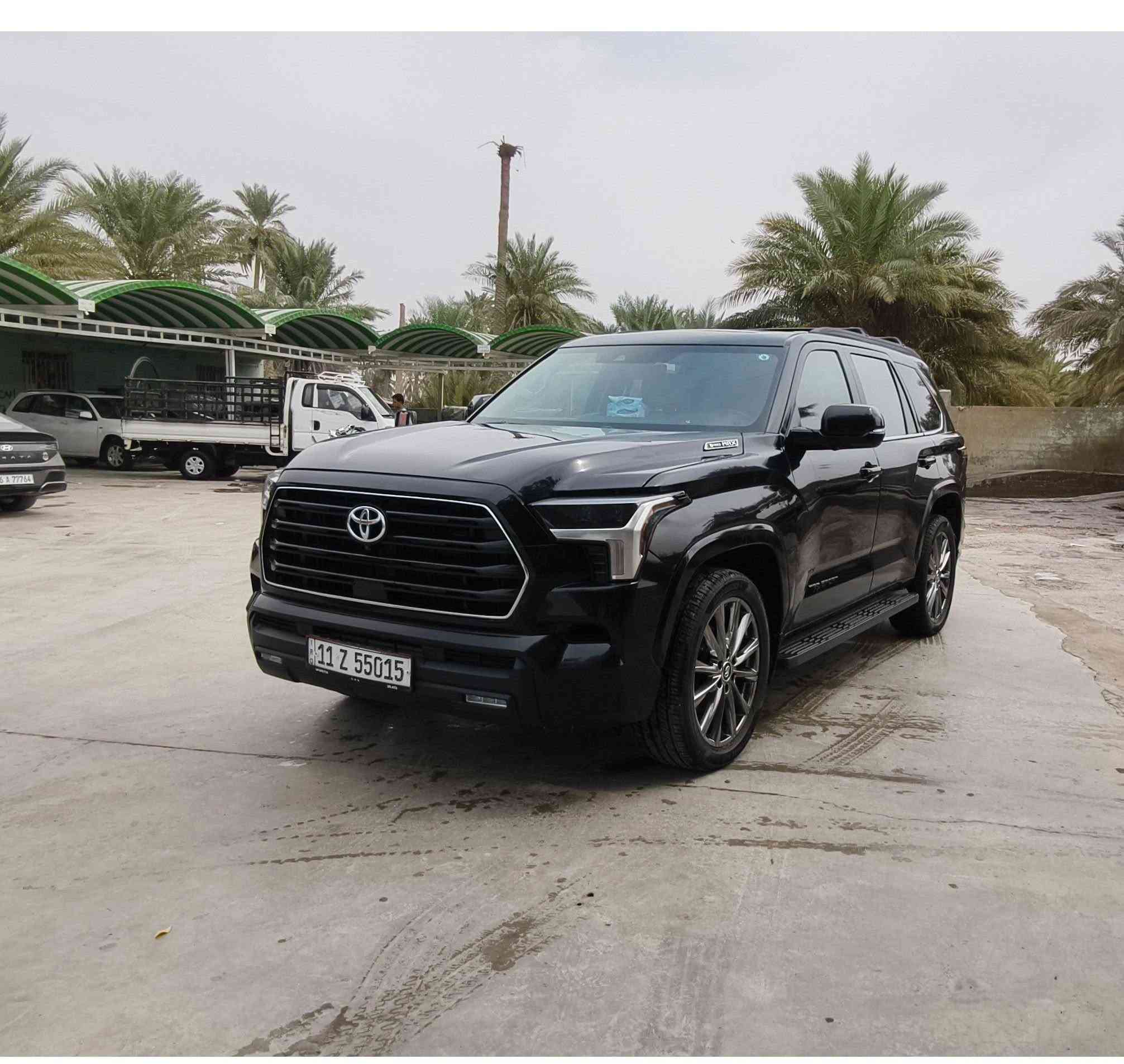 سلام عليكم 
تويوتا سيكويا 2023 للبيع فقط 
TRD SPORT 
سياره حادثها موضح بلصور صبغ فقط العركجين الجاملغ رجع بارد 
ماشيه 43الف
بجم كبس سياره متعوب ع تصليحها ويل لكزز 25 مع تخم تاير 
مكانها ديوانيه 
السعر  40 يعني أربع شدات 
***********
