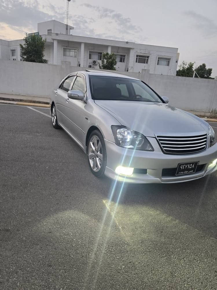شاهینە 2005 مووس 182 سپۆرت
ماڵەکە خۆیی دیارە وەسفی ناوێت هەموو گیانی بەشەرت ناو پاکەتییە
یەک دەرگایی بۆیاخی یابانە
سعری 69 گەڵایەو مەجاڵێ زۆرکەم
تکایە مشتەرینیت سەرمان مەیەشێنە لەگەڵ رێزم بۆ هەموو لایەک
شوێن  کەلار
*********** السليمانية, العراق
