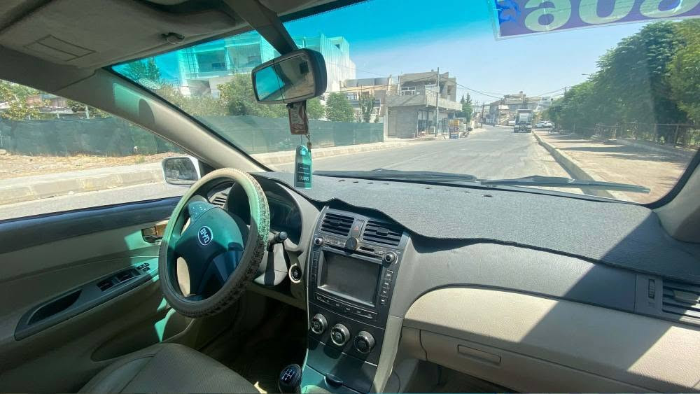 سەیارەیەکی تا بڵێی پاک ماوەتەوە مەکینەی بیلادی لەسەرە 154km ڕۆشتووە بەشەرتی گێڕومەکینە  گێڕ عادیە بەبێ تەقەو ڕەقە ۲پارچەی بۆیاخە لەسەر پلێت بەزەمان ئەوەی ناوەوەی نەگرتبێ سەنەوی 2027 بەسەرئەچێت سعرەکەی ٥٥ گەڵا مەعامەلە شوێن: چەمچەماڵ ژمارە موبایل : *********** شمشمل, السليمانية
