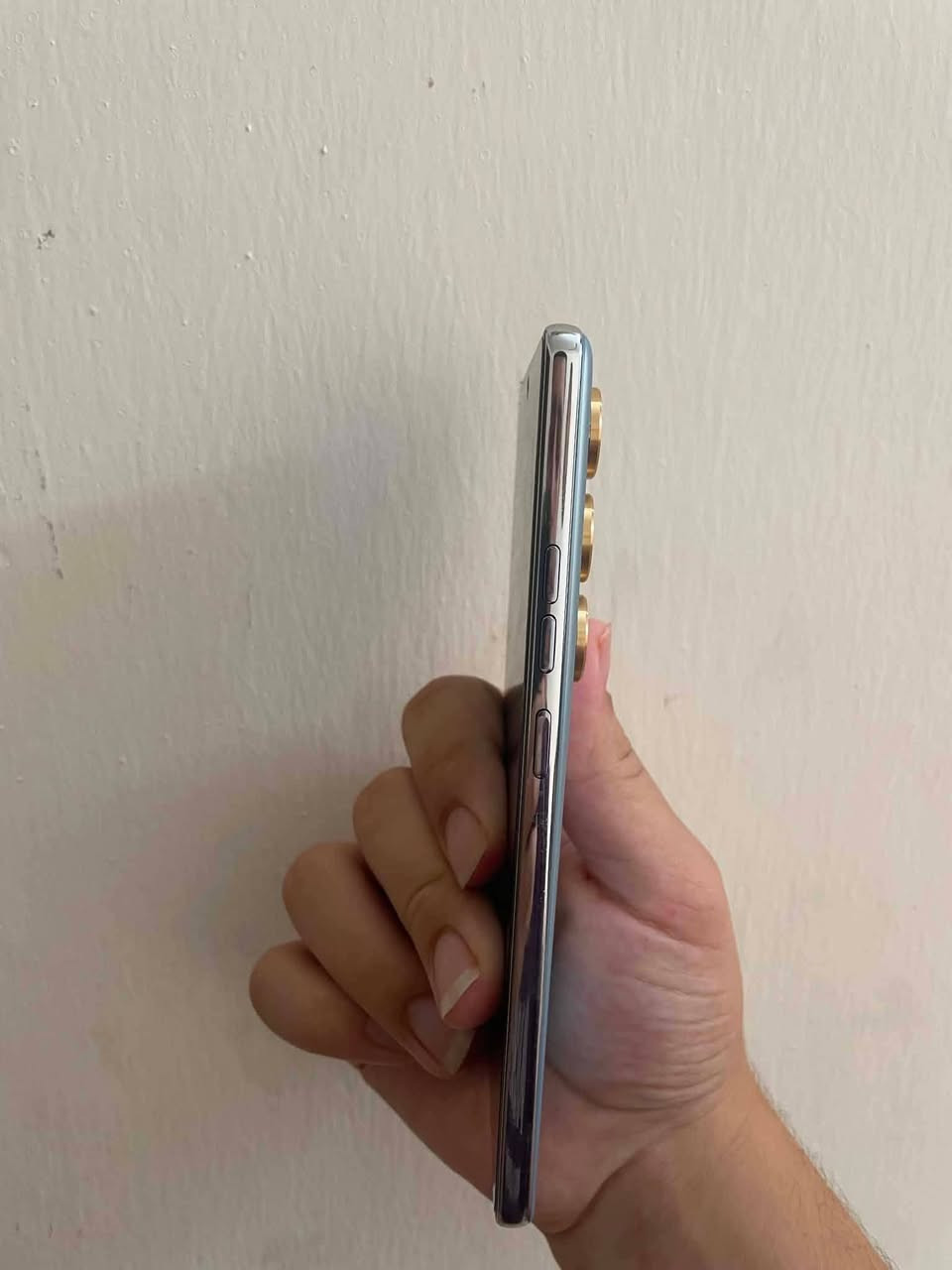 تكنو كامون 40 برو 5g جهاز نضيف جديد مامفتوح ضمان
ذاكره256رام 12مبدل ضهرسعر١٩٠
***********

نص مكتوب في الصور:
- هاتفي HiOS 16.2.0 التحديث اسم الجهاز TECNO CAMON 40 Pro 5G التخزين ١٧٨ غ.ب / ٢٥٦ غ.ب الطراز TECNO CM7 وحدة المعالجة المركزية Dimensity 7300 Ultimate RAM ١٢,٠٠ غ.ب+٦,٠٠ غ.ب الكاميرا الخلفية 50M OIS+8M الكاميرا الأمامية 50M البطارية 5200mAh الشاشة 1080x2436