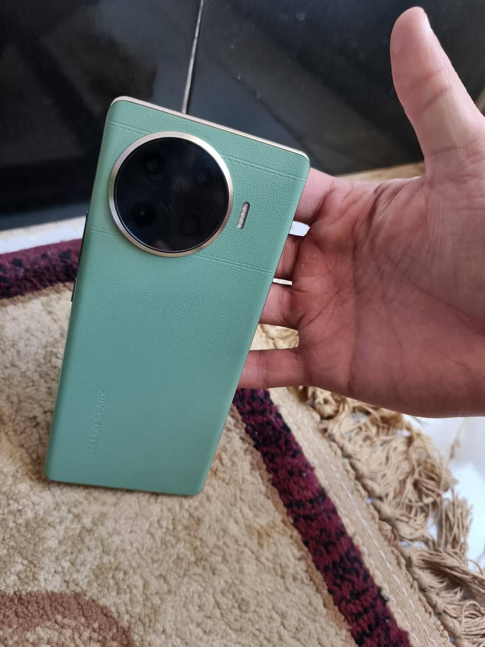 TECNO SPARK 20 Pro+256GB
للبيع الموبايل نضيف شخط مابي سعره 270 وبي مجال حك الجيه مكاني حله ابو غرق ***********
