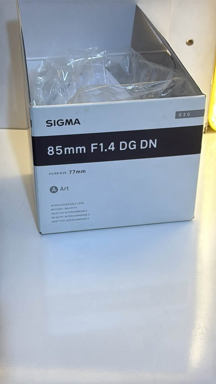 عدسة سيكما ارت 85mm فتحه 1.4 للسوني عدسه مستعمله مره وحدا  للبيع  او مراوس بعدسه 24. 70 فتحه 2.8 الاصدار الثاني
للاستفسار يرجى التواصل على الرقم ***********
