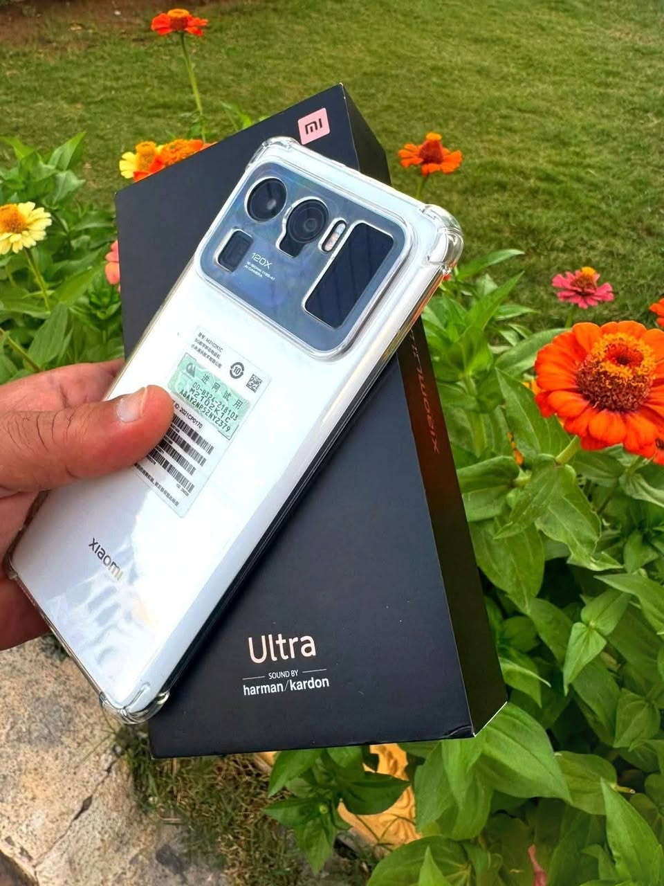 Xaomi 11 Ultra العملاق
2 Sim
برنامج انكليزي 🇨🇳
رام 12 ذاكره 256
نظافه 💯 يشبه الجديد
فيديو 8k 💥
وزن الهاتف 234 g
سعر 360 الف قفل 
*********** دهوك
