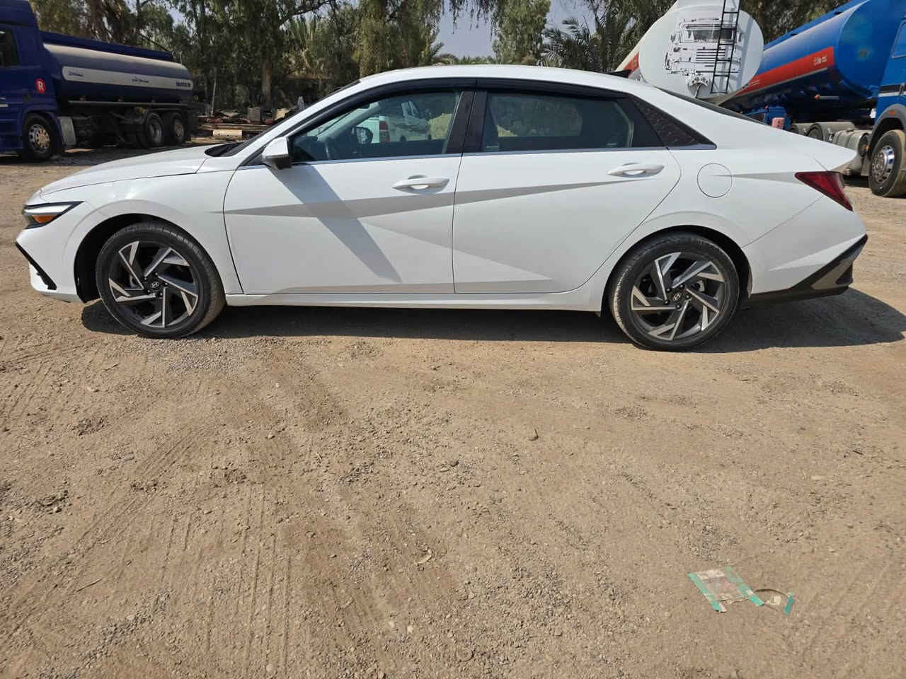 🔥 للبيع هونداي النترا 2024 🔥

📍وارد امريكي لمتد – فل كامل

📏 الممشى:  31 الف km 

✨ المواصفات: • شاشة كبيرة + عدادات ديجتال

• كاميره خلفيه دواره

• مكينه 2000 

• تدفئه مقاعد

• شاحن وايرس

• مقعد السائق كهرباء 

• فتحة سقف سلايد رؤف

• تشغيل بصمة عن بعد + بصمه ابواب

•  سستم صوت Bose 

• رادارات امامية قيادة ذاتيه 

• رادارات جانبيه نقطة عمياء

• رادارات خلفية تبية عبور + بريك ذاتي

• كراسي جلد فاخرة + داخل لونين 

• اشاير بالمري

• لدات نهارية اماميه 

• حساس هواء اطار

• صندوق ذكي

• وضعيات قيادة سمارت نورمال سبورت ايكو

• لايتات زنون 

• ذاكره خزن ميموري وضعين

. حادث السيارة مرفق 

. العنوان بغداد الجديدة 

السعر 16,500$ وبي مجال 

الاتصال والاستفسار *********** 

‭‬

نص مكتوب في الصور:
- 4 / 12 12:11 bid.cars
- 3 / 12 1:1 bid.cars
- 45 12:11 2 / 12 1:1 bid.cars
- 45 12:11 1 / 12 1:1 bid.cars