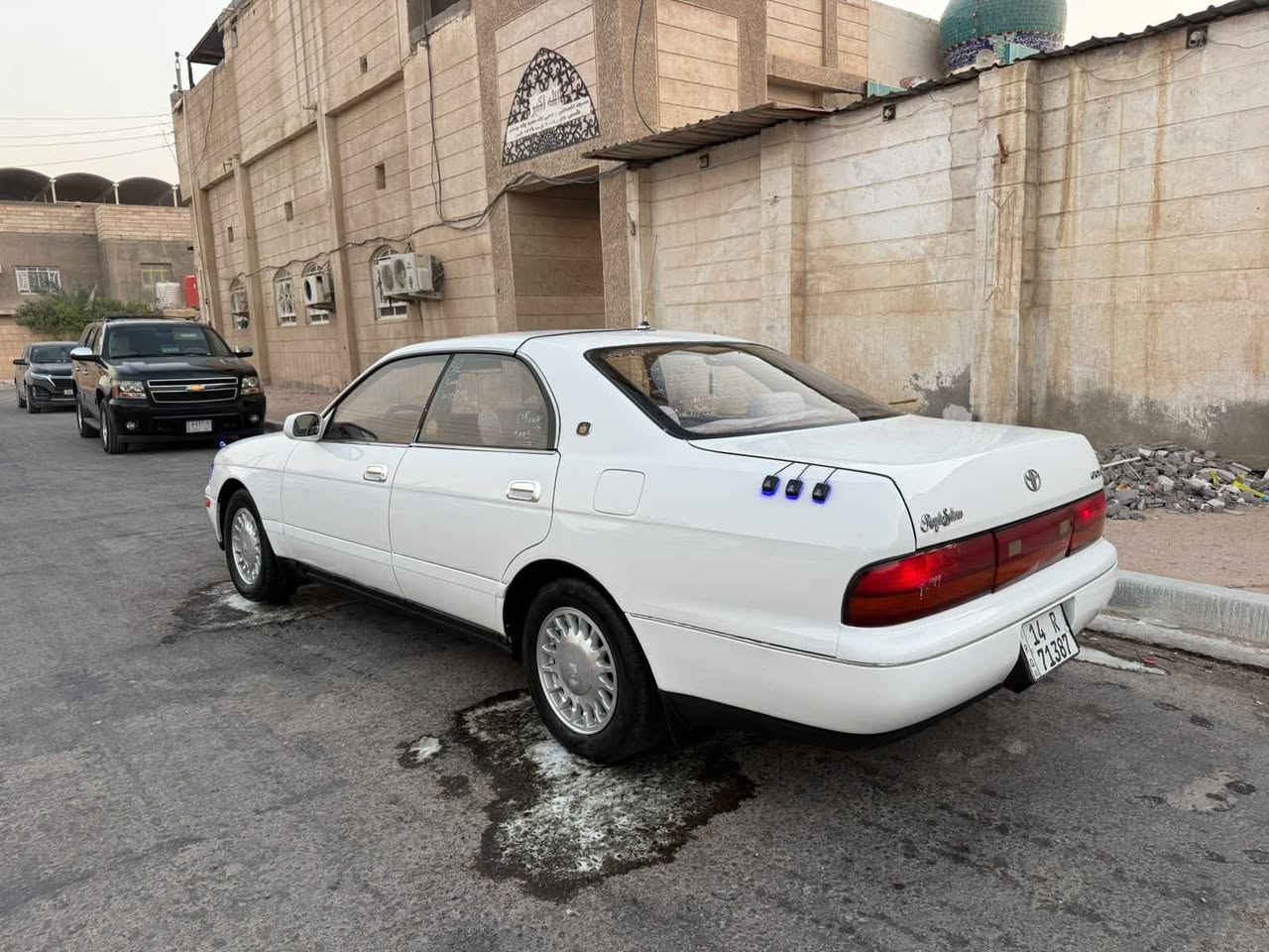 سلام عليكم بطه متصل للبيع موديل 92 سيارة مكفولة من كص ونقل جثه والعيب الشرعي رقم سيارة بصرة انكليزي سنويه لغايه 2030 تبريد سيارة شغال مكينه وكير فيفتي جدد ستوه شادهن 15ورقه تخم تأير حداده جديده كهربئيات كلها شغاله سياره جاهزه مالت جناي السعر 53 مكان سيارة بصره للاستفسار على رقم*********** Singapore
