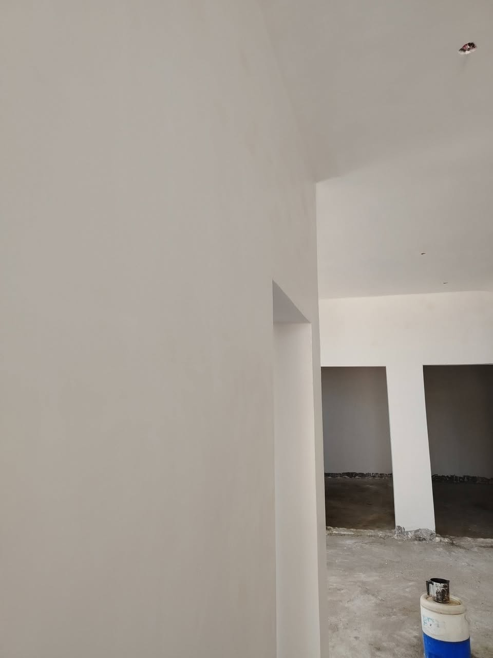 كادر لبخ وبياض  شغل درجة أولى نظافة عمل بسعر مناسب جدا
***********واتساب
