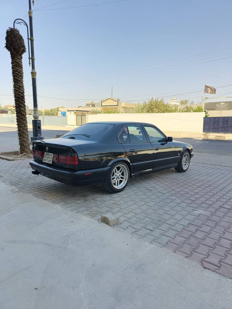 بي ام موديل 1992محرك كبس 525كيرعادي كيرومحرك شرط سياره محدث بل كامل 1995تبريد ثلج جام كهرباي سياره جايز من كول شي يعني مابي نقص شرط تحويل سعر 55بيهامجل وبي 3اوراق خرام ينزل منل سعر *********** كركوك, العراق
