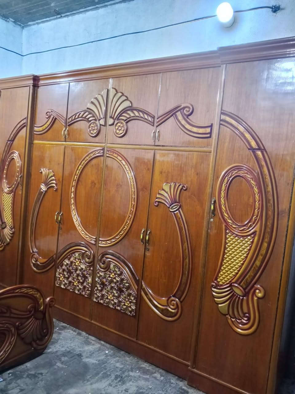 650غرفه ست ابواب مال عرسان صاج بغداد الحسينيه مال الراشديه وعندي توصيل ***********

