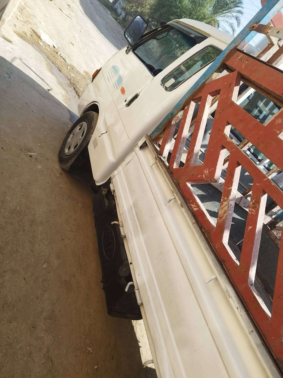 موديل 94
السعر 50 وبيه مجال سبعه جنكال سنويه صارله 5يوم من مجددا كير واكسل وشاصي كهربائيات مكفولات بس مكينه بيه خيط تحويل ثاني يوم  العنوان ديالى بعقوبة 
***********
