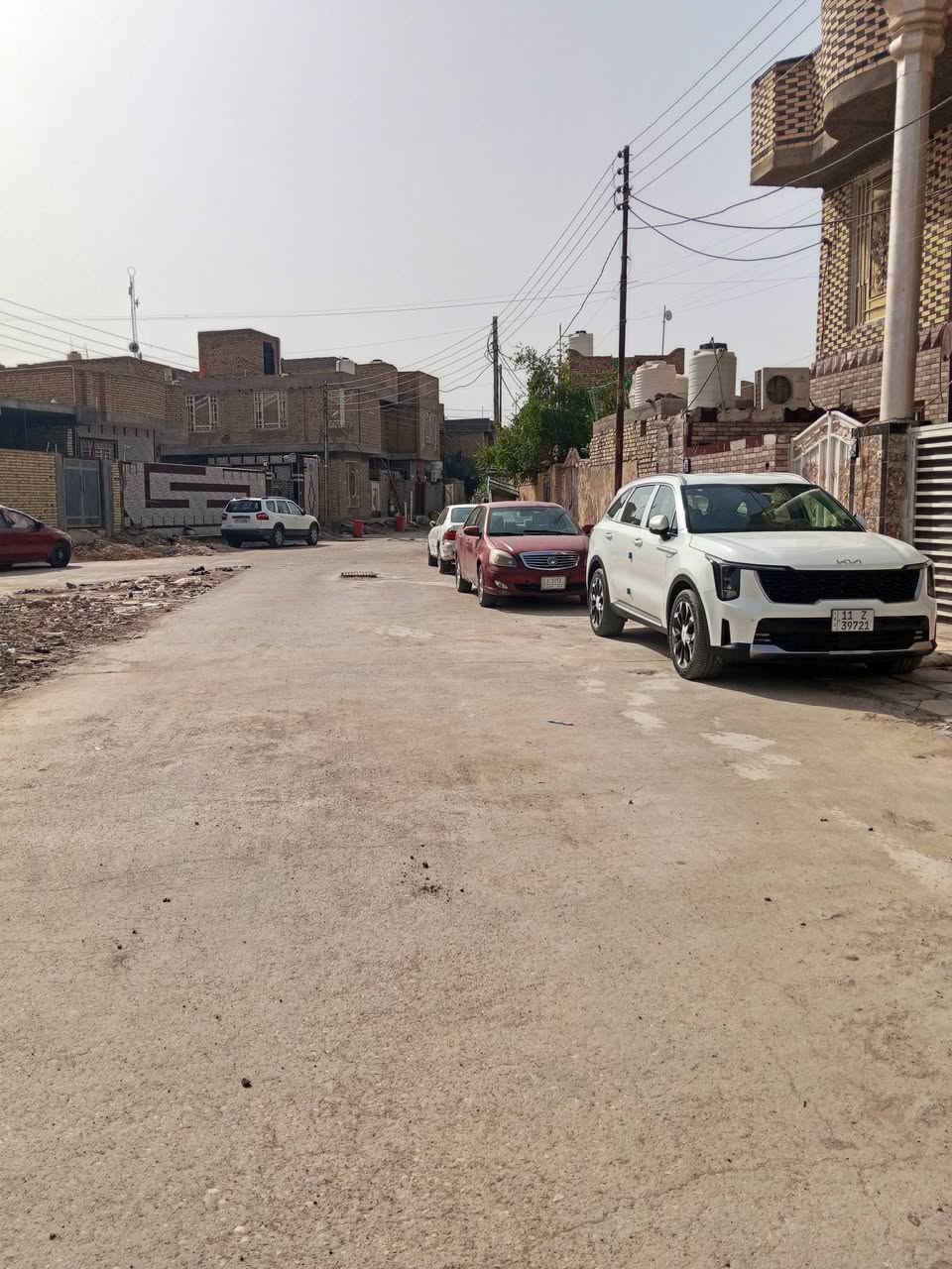 السلام عليكم بيت طابقين للبيع مساحه 180 طابو صرف مكان حي السيده زينب مقابل مستشفى الحوراء البيت عله شارعين باقي التفاصيل عله هاذ الرقم ***********
