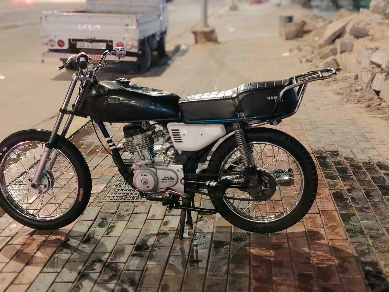 السلام عليكم وكان طويريج 300 وبيها مجال اوراق ***********
