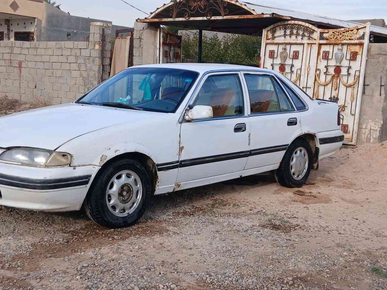 السلام عليكم ورحمة الله
برنس دايو 
موديل 94
سنويه 29
رقم بابل. 
تحويل ثاني يوم 
محرك وكير خير من الله لا تنقيص ولا تبخير
كهربائية شغاله اربع جامات 
تايرات جداد جوه 
حداديه نضيفه
السعر 29بيه مجال بسيط
مكان سيارة بابل محاويل ناحيه الامام 
 ***********
***********
