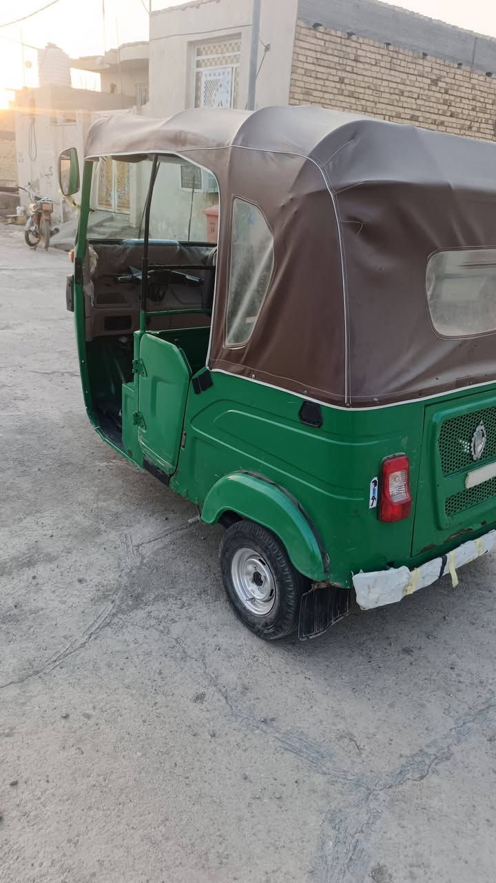 مضلع 22 بسمي شرط تحويل
تكتك كفاله ماعده الي مأشر عليها بصيط كد شبرين بضلع الكنر
جاهزه مكينه كارتون تراي زيرو تكتك جاهزه مامعمره حتى الدوس 
تحويل ثاني يوم بسمي احولك وين ماتريد مكاني رفاعي ناصريه
خابر وتدلل سعر مناسب *********** تكتك حتى مامغسوله
