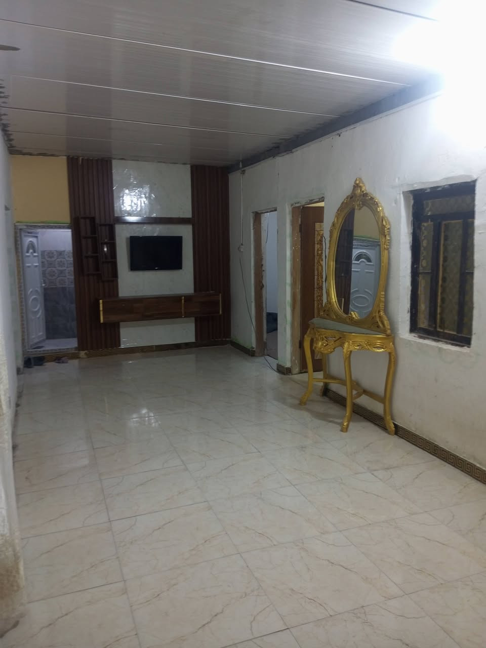 🏡 للبيع بيت زراعي في الزبير – المربد
غرفتين كبار
صالة كبيرة
مطبخ كبير
حديقة زغيره
سيراميك كامل
سقف سندويتش بانل
المساحة 170 متر مربع
واصل ماء حلو وماء مالح
25 مليون دينار عراقي، مع وجود مجال بسيط للتفاوض.
الزبير – المربد – بعد بيت شداد الفارس.
للتواصل: ***********
للجادين فقط، ولمن يرغب بالمعاينة يرجى الاتصال على الرقم أعلاه.
