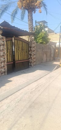 الحسينية منطقة ٦ • ٢٠٠م • كراج سيارتين