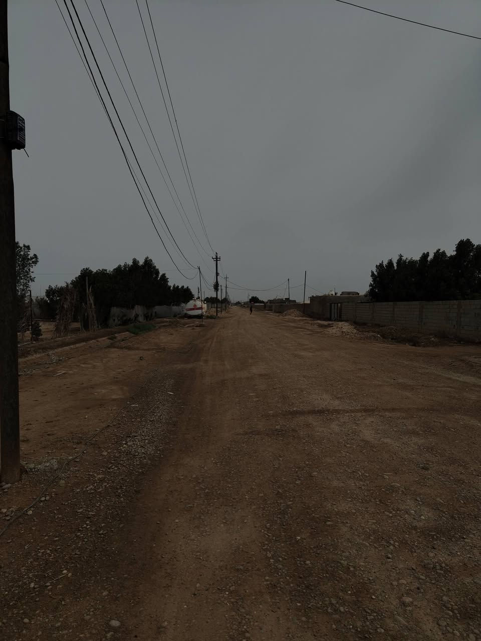 السلام عليكم / دونم 1/للبيع بل دوانم جوه بل شارع مال ابو ثلاجات مقابيل المركز / الاستفسار / ***********
