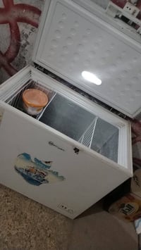 مجمدة • نظيفة • للبيع