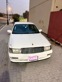 بلا لوحات • محرك وجير شرط • تايرات جديدة