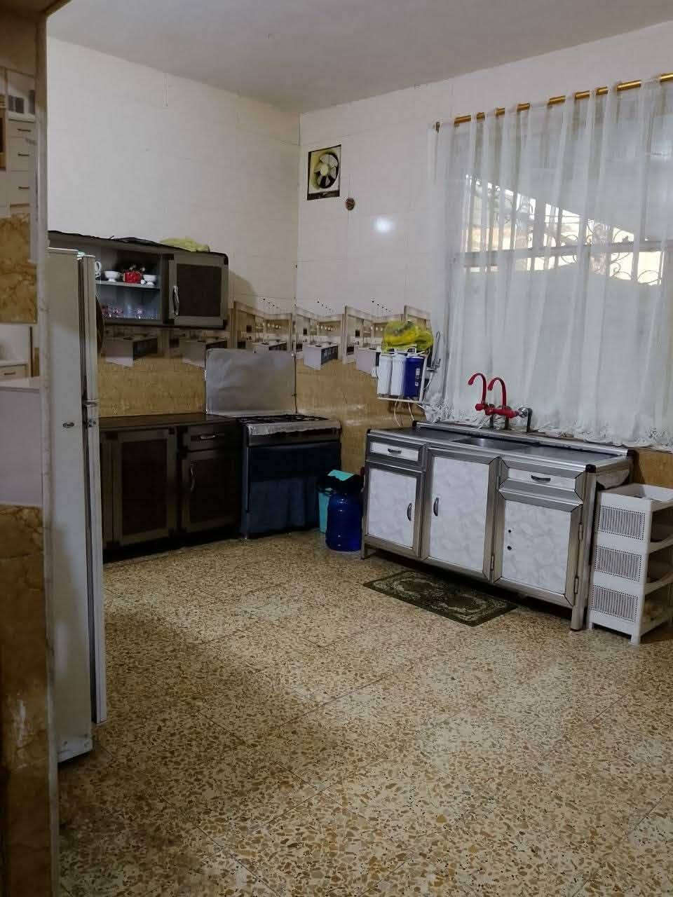 أبو خستاوي • ٢٠٠م • ٢ غرف