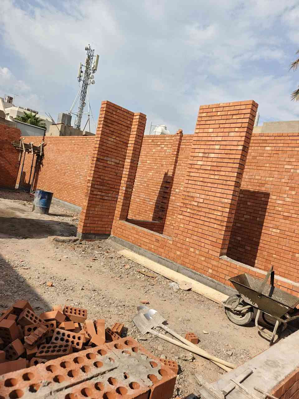 بناء • نجارة • ترميم