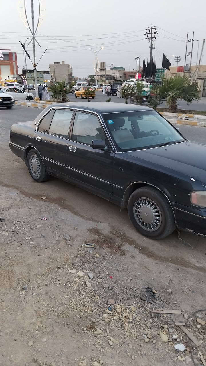 ارنب للبيع او مراوس
مكفولة من العيب الشرعي والاصوليات ونقل جثة مصبوغة عام وضربة بالجاملغ الخلفي رقم انكليزي بأسمنا السعر 53 
الناصرية ***********
